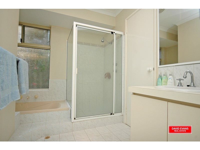 43 Addison Gardens, Merriwa WA 6030