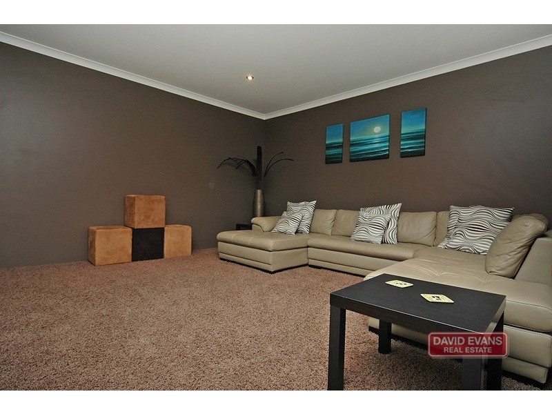 40 Meneguz Drive, Tapping WA 6065