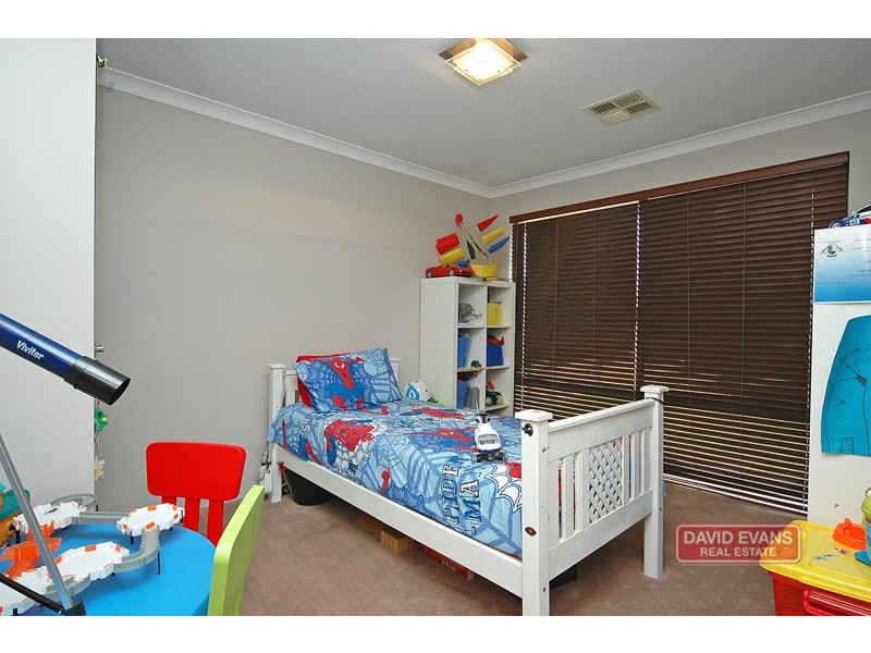 40 Meneguz Drive, Tapping WA 6065