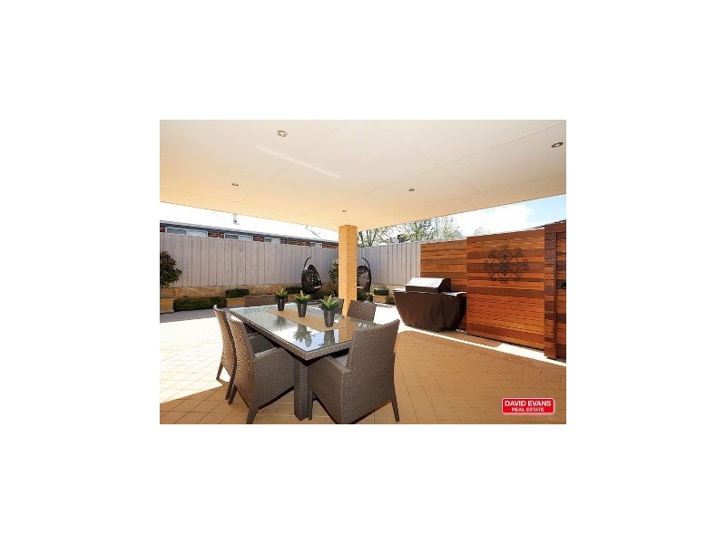 15 Vulcan place, Quinns Rocks WA 6030