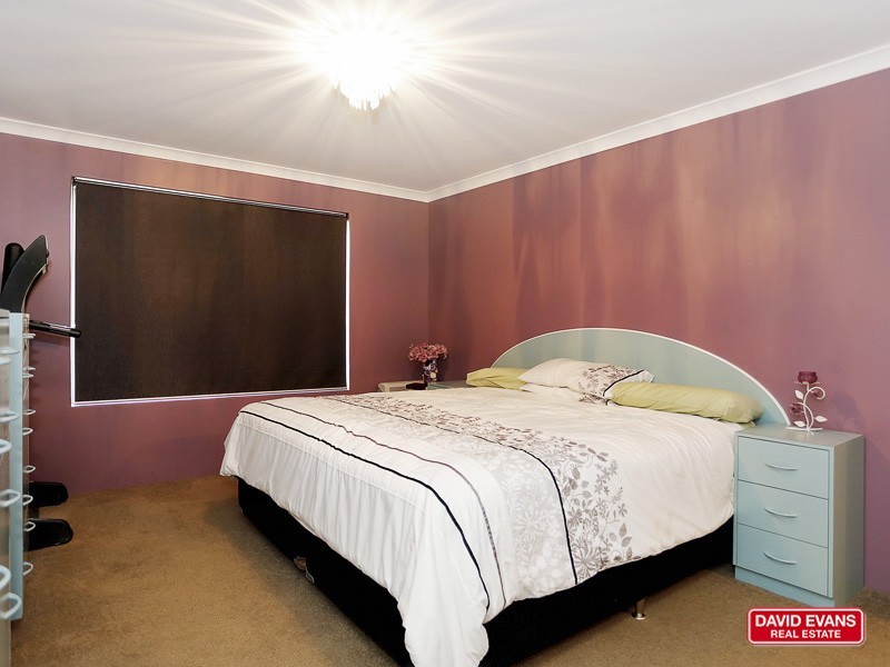 8 Skerries Way, Ridgewood WA 6030