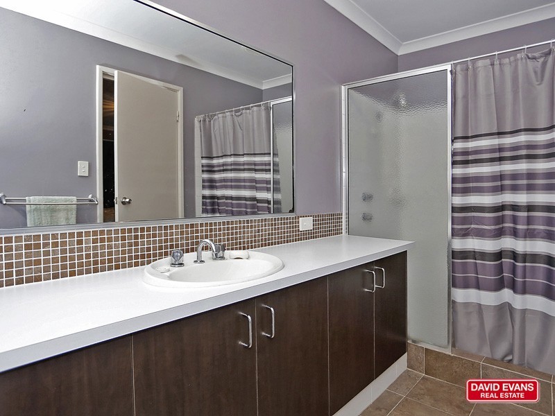 8 Skerries Way, Ridgewood WA 6030