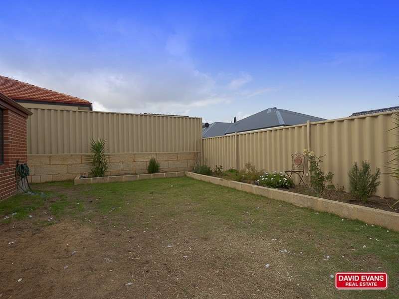 8 Skerries Way, Ridgewood WA 6030