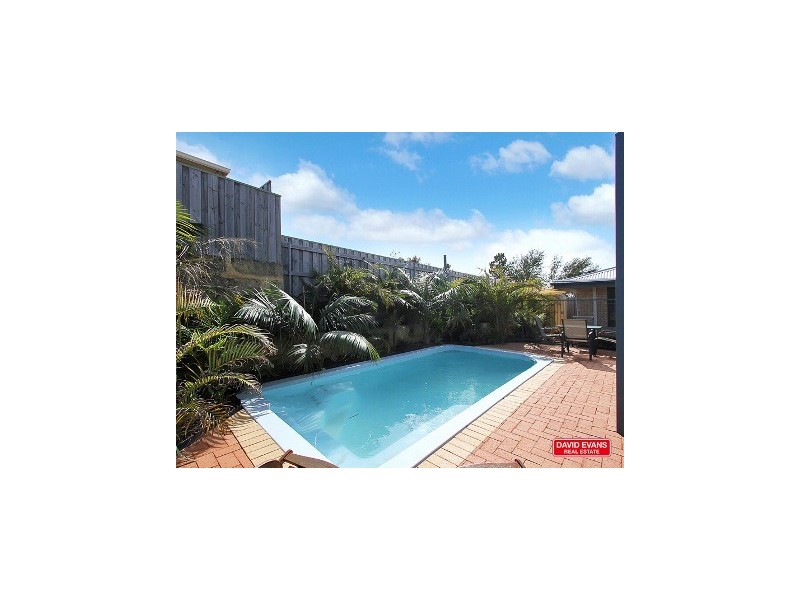 10 Badcoe Ally, Clarkson WA 6030