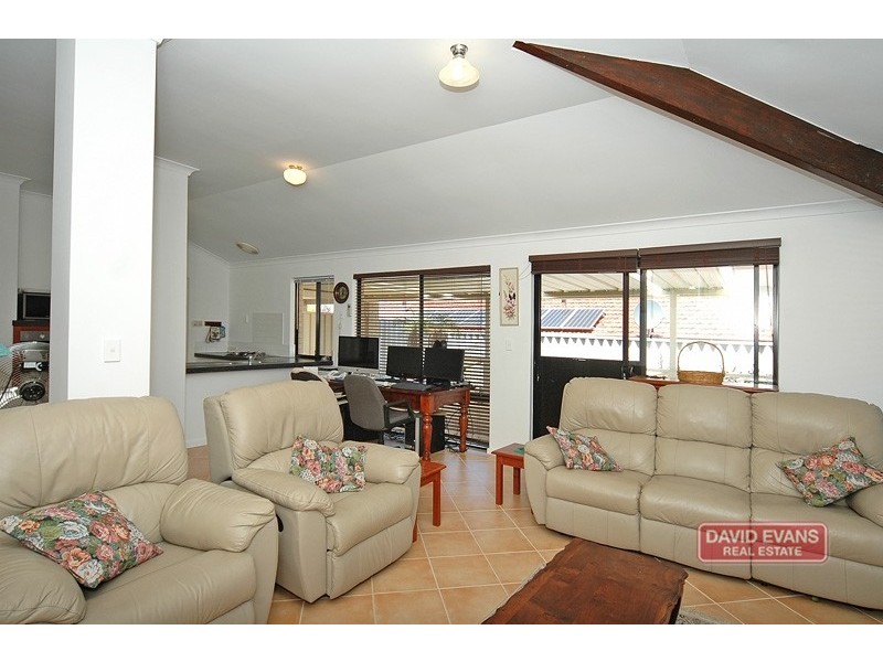 19 Lindeman Heights, Ridgewood WA 6030