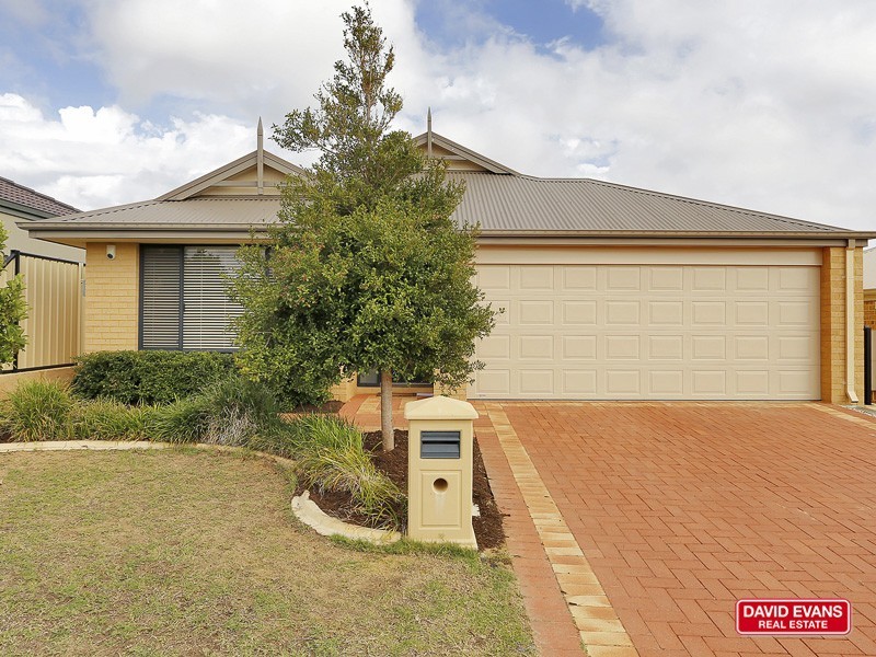 6 Lakewood Terrace, Clarkson WA 6030
