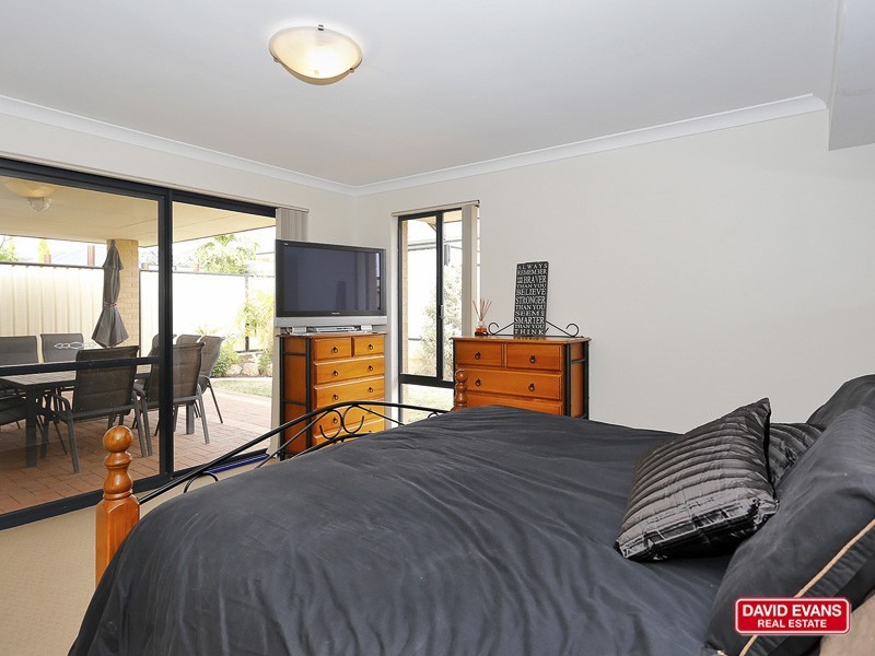 6 Lakewood Terrace, Clarkson WA 6030