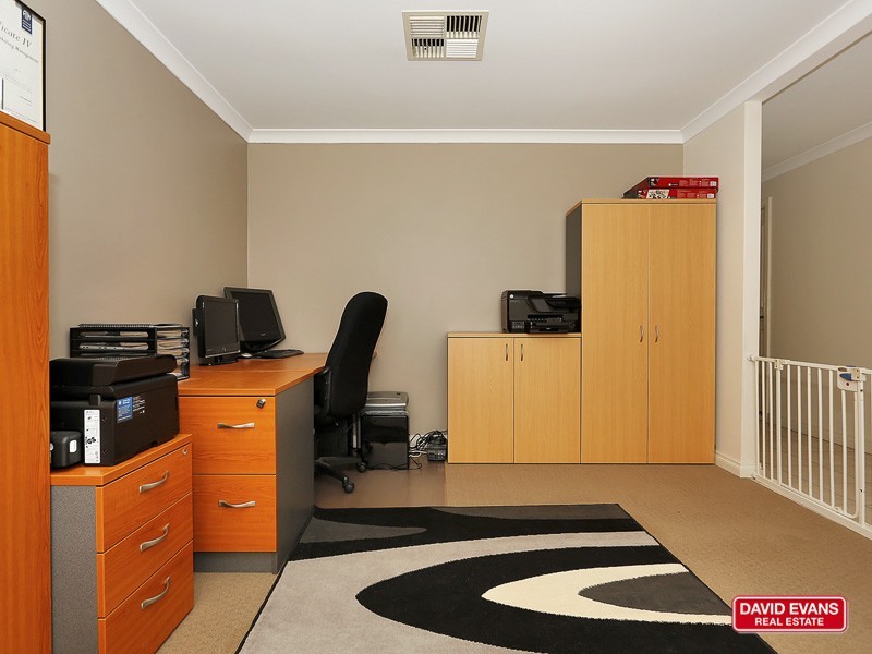 6 Lakewood Terrace, Clarkson WA 6030