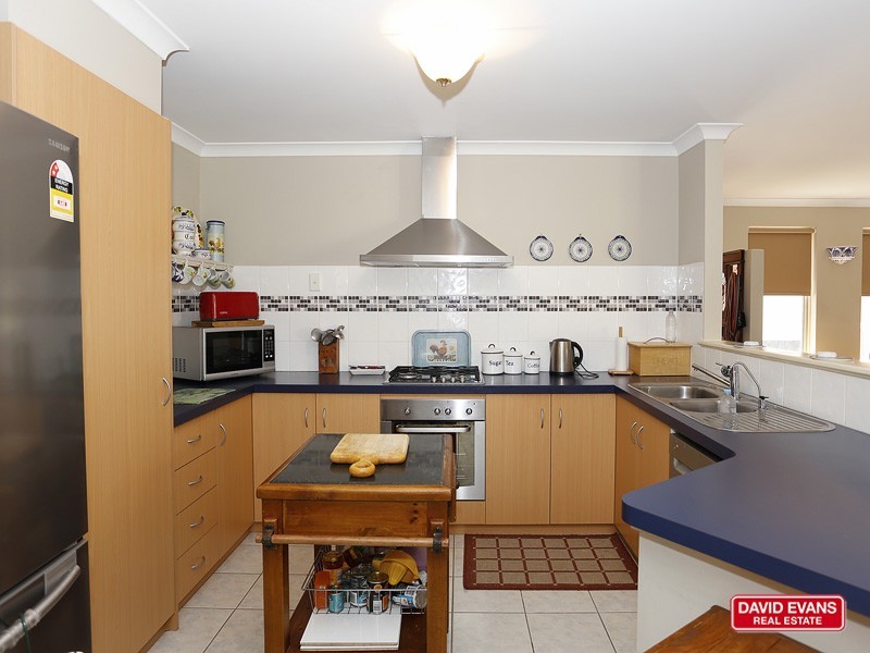 7/5 Yarra Court, Carramar WA 6031