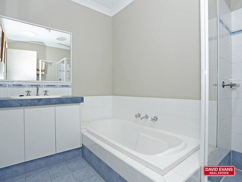 7/5 Yarra Court, Carramar WA 6031