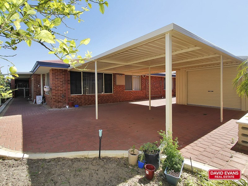 14 Badcoe Alley, Clarkson WA 6030