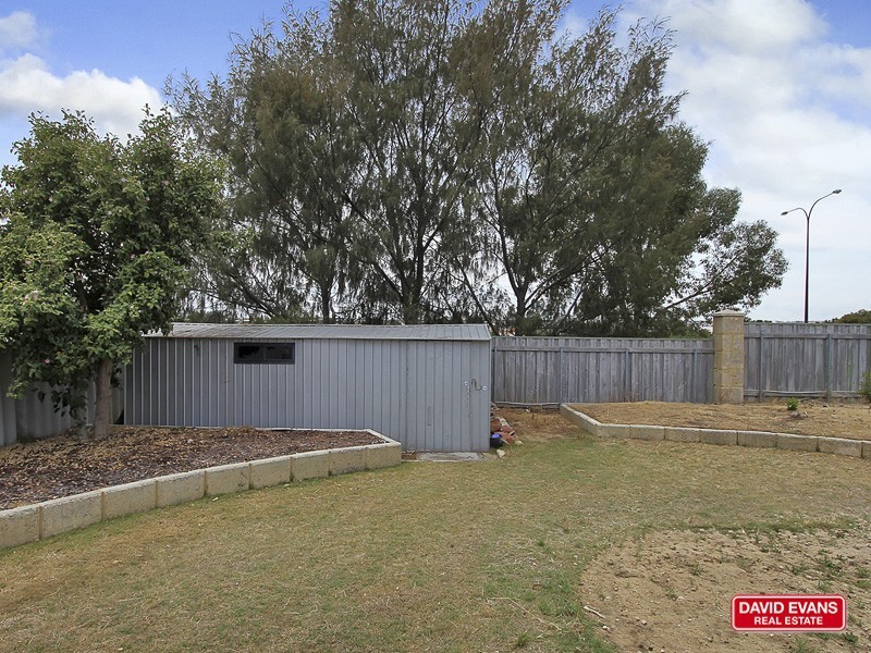 45 Buffett Ramble, Quinns Rocks WA 6030