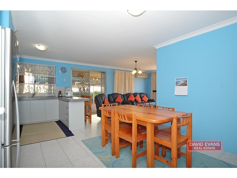 6 Adelong Circuit, Merriwa WA 6030