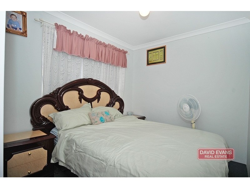 6 Adelong Circuit, Merriwa WA 6030