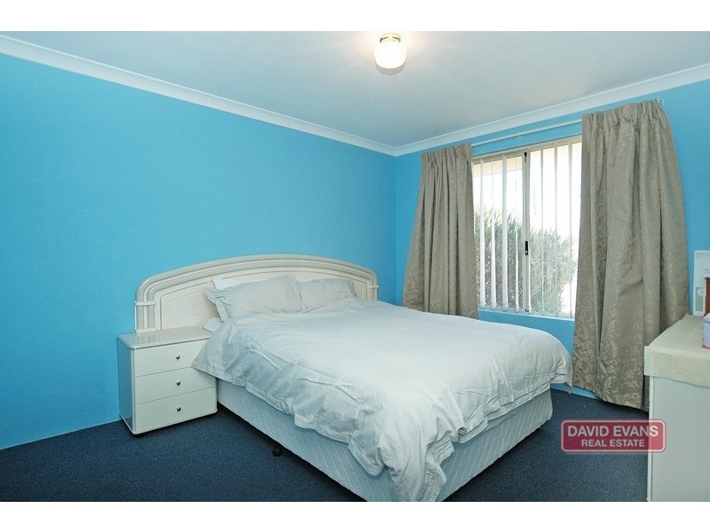 6 Adelong Circuit, Merriwa WA 6030