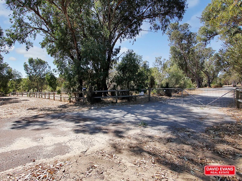 62 Bushwood Follow, Two Rocks WA 6037