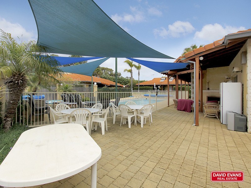 4/56 St Andrews Drive, Yanchep WA 6035