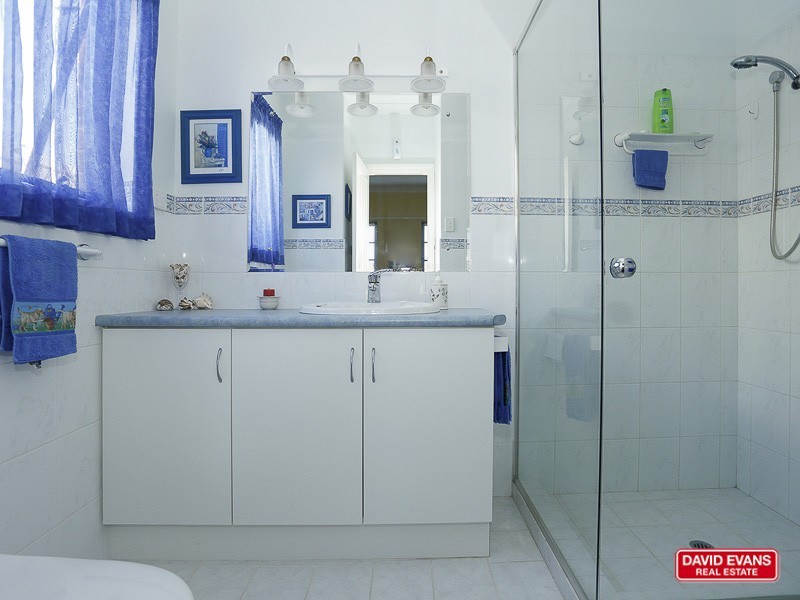 6 Covington Prom, Butler WA 6036