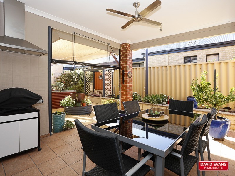 6 Covington Prom, Butler WA 6036