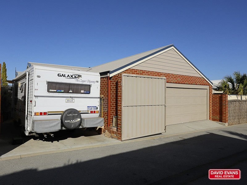 6 Covington Prom, Butler WA 6036