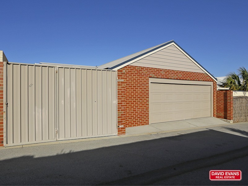 6 Covington Prom, Butler WA 6036