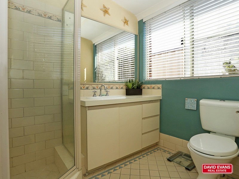 186 Kinross Drive, Kinross WA 6028