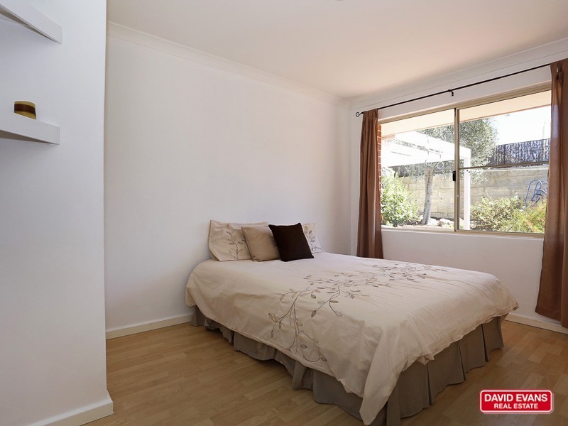 186 Kinross Drive, Kinross WA 6028