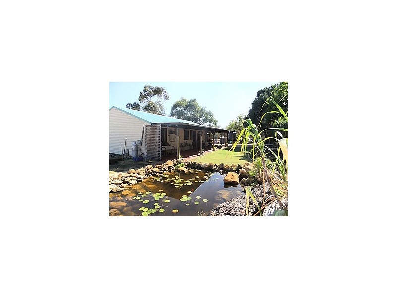 54 Laura Road, Gingin WA 6503