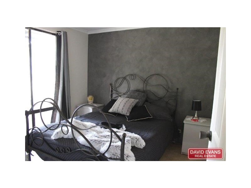 54 Laura Road, Gingin WA 6503