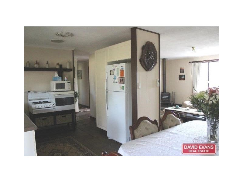 54 Laura Road, Gingin WA 6503