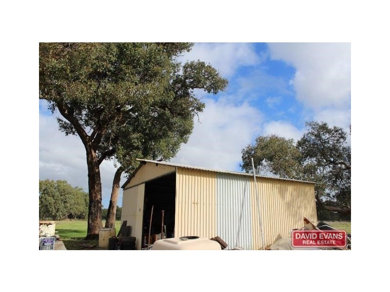 54 Laura Road, Gingin WA 6503