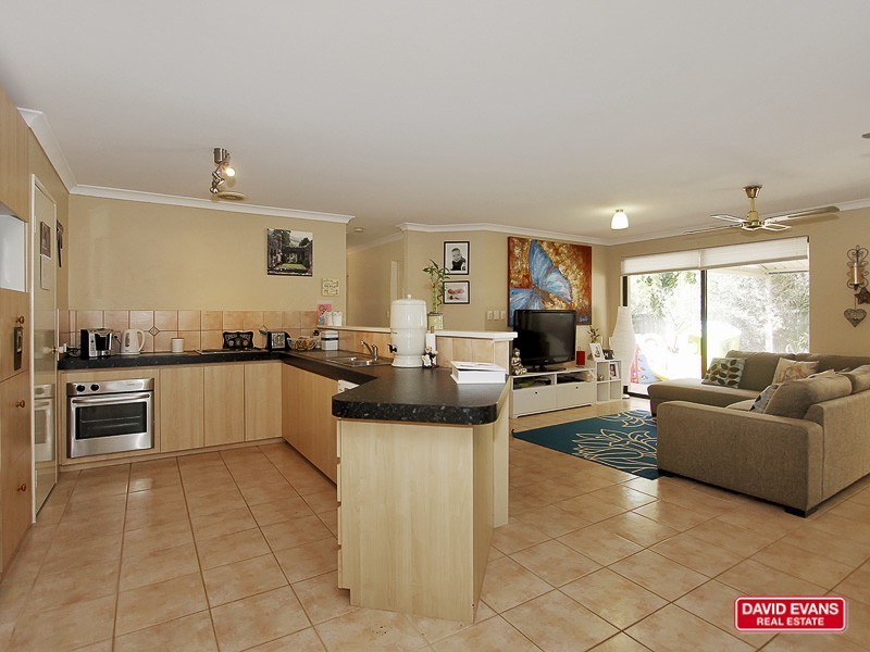 9 Namoi Turn, Merriwa WA 6030