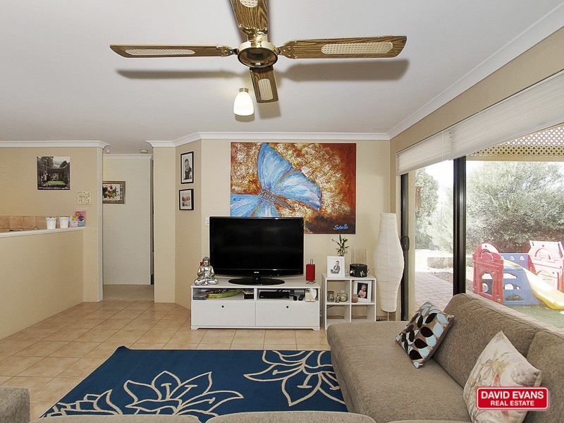 9 Namoi Turn, Merriwa WA 6030