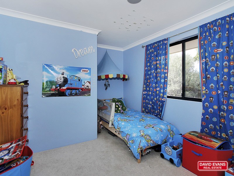 9 Namoi Turn, Merriwa WA 6030