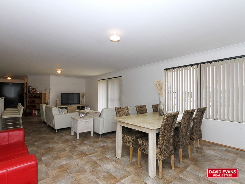 18 Shelburne Gardens, Ridgewood WA 6030