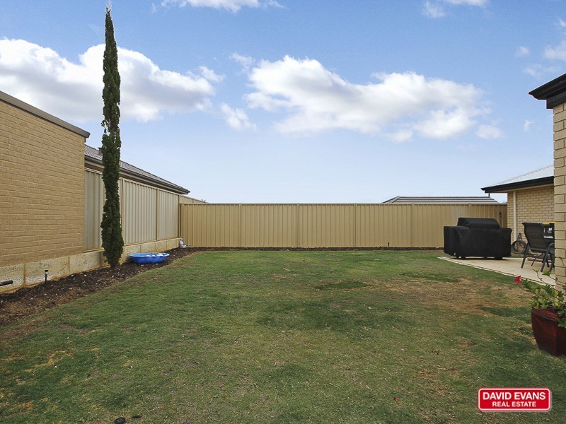 18 Shelburne Gardens, Ridgewood WA 6030