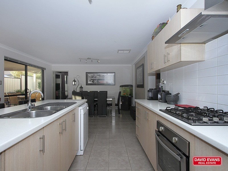 6 Liberty Drive, Clarkson WA 6030