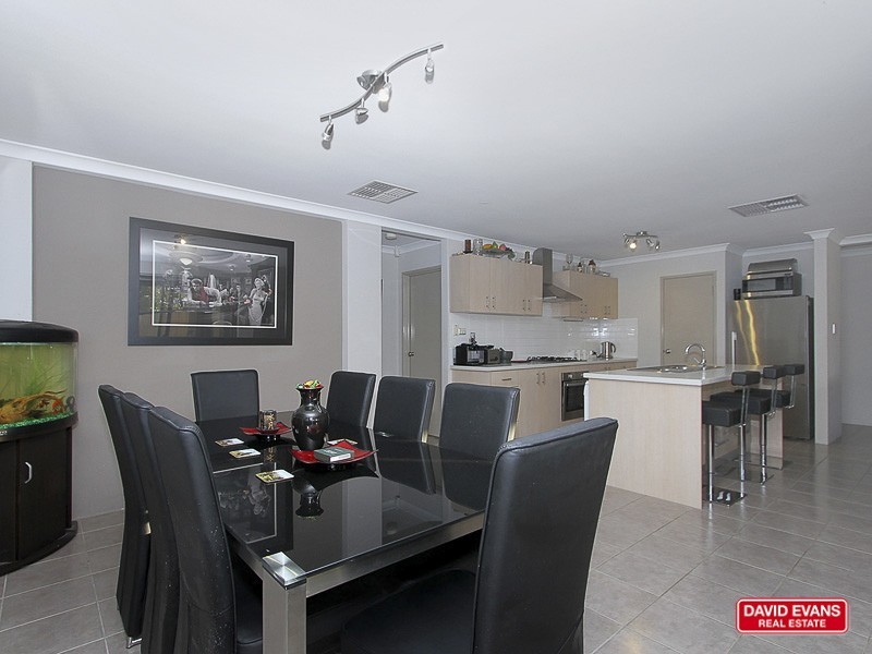 6 Liberty Drive, Clarkson WA 6030