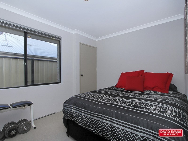 6 Liberty Drive, Clarkson WA 6030