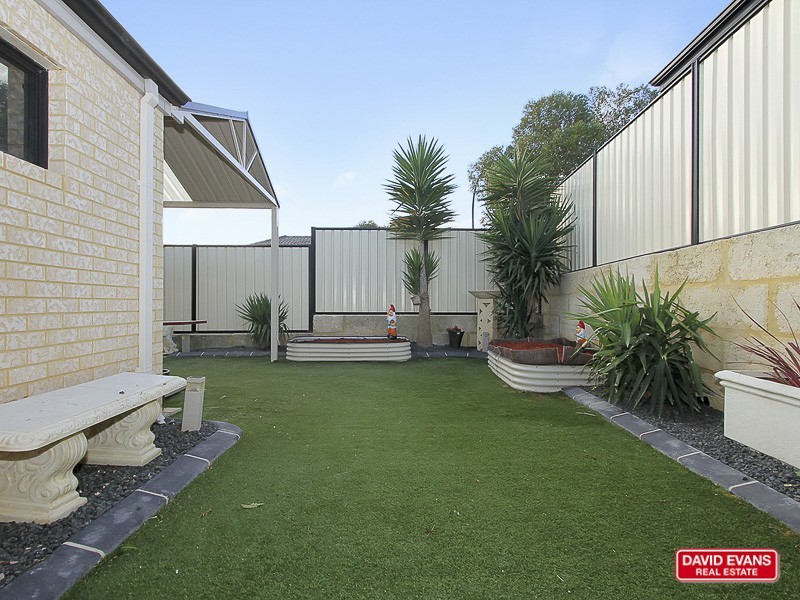 6 Liberty Drive, Clarkson WA 6030