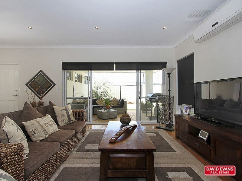 49 Santa Clara Cr, Clarkson WA 6030