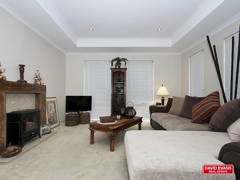 49 Santa Clara Cr, Clarkson WA 6030