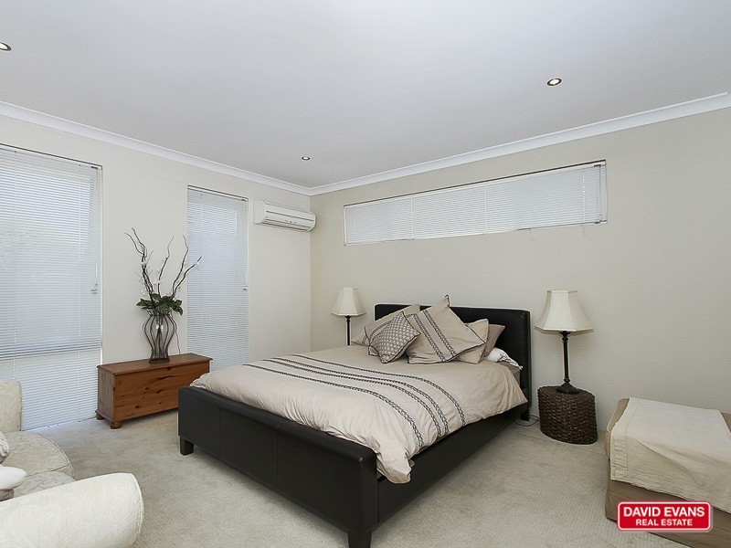 49 Santa Clara Cr, Clarkson WA 6030