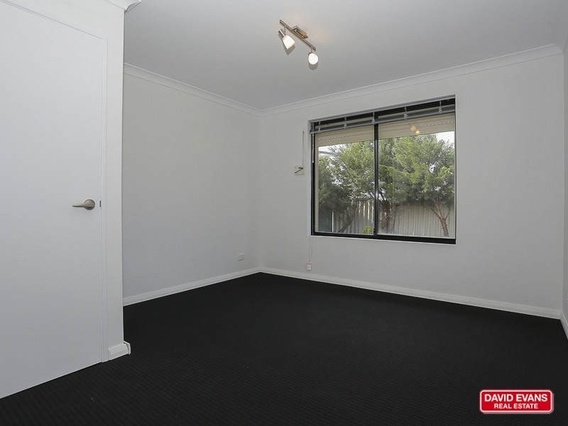 9 Beefwood Street, Banksia Grove WA 6031