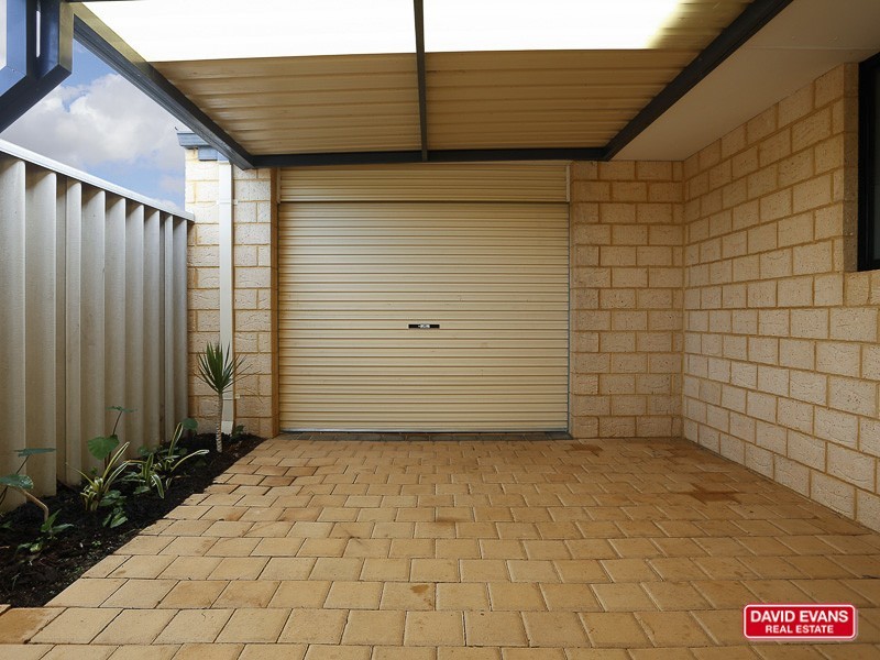 9 Beefwood Street, Banksia Grove WA 6031