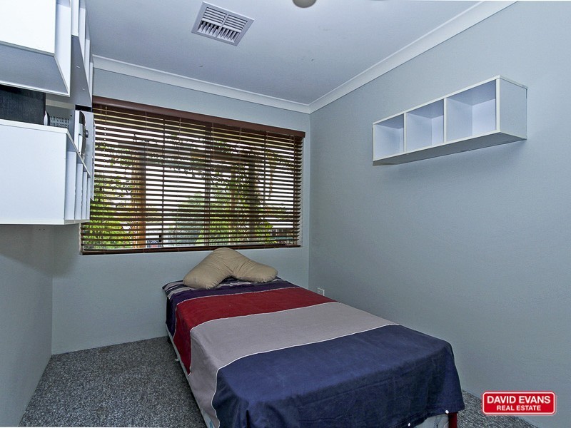 35 Renshaw Boulevard, Clarkson WA 6030