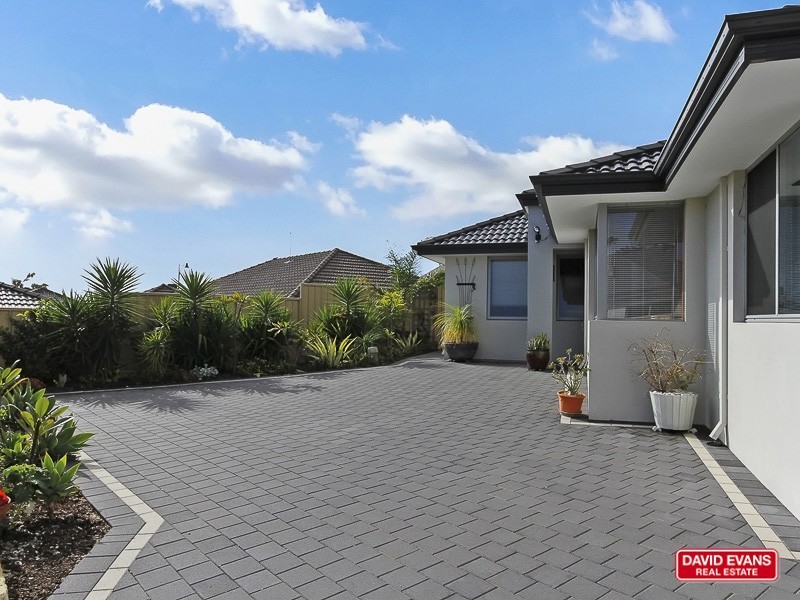 3/1C Cetara Chase, Sinagra WA 6065