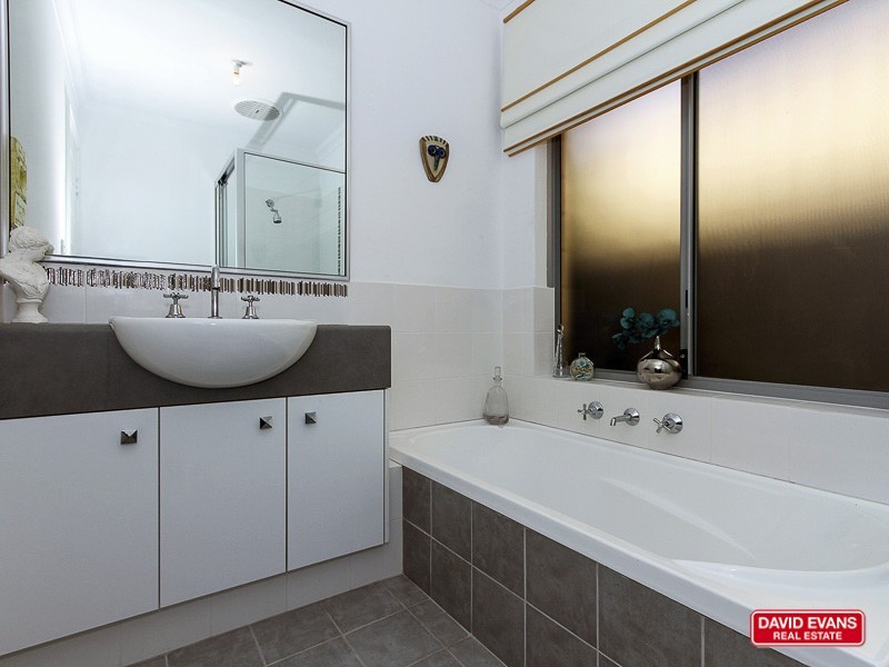 3/1C Cetara Chase, Sinagra WA 6065