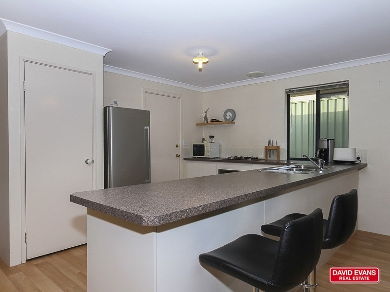 122 SEAGROVE BLVD, Merriwa WA 6030