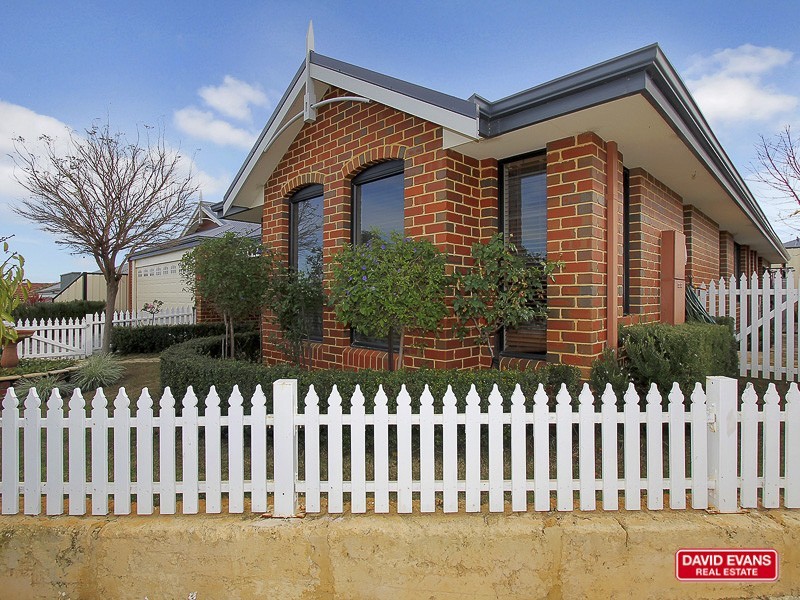 15 Salishan Street, Clarkson WA 6030